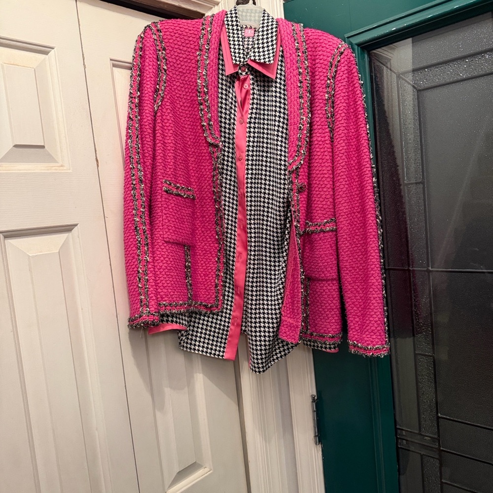 Chic Pink Women's Jacket 2 Piece - Picture 15 of 15